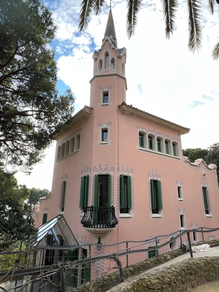 Five nights at New Year's in Barcelona | Sandra's Town \u0026 Country, image size:768x1024